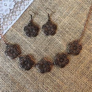 Boho rustic flower necklace and earrings set NEW